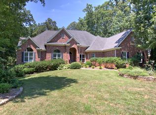 5807 Autumn Gate Dr, Oak Ridge, NC 27310