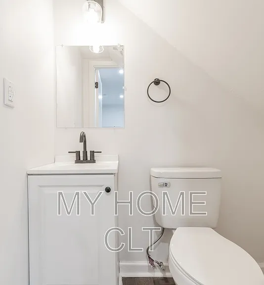 931 Cantwell St #1 — Photo 10