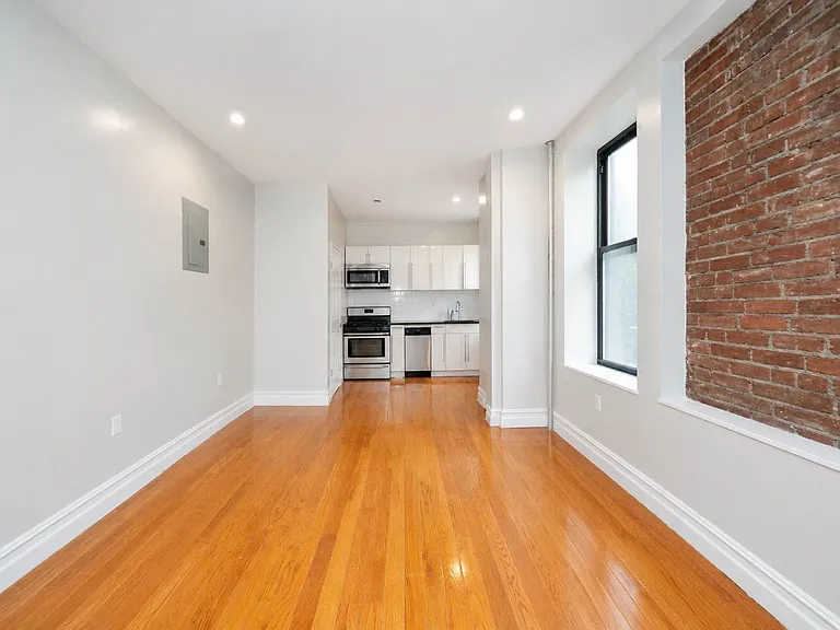 465 W 131st St #6 — Photo 4