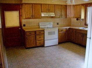 14 Merrill St, Nashua, NH 03060