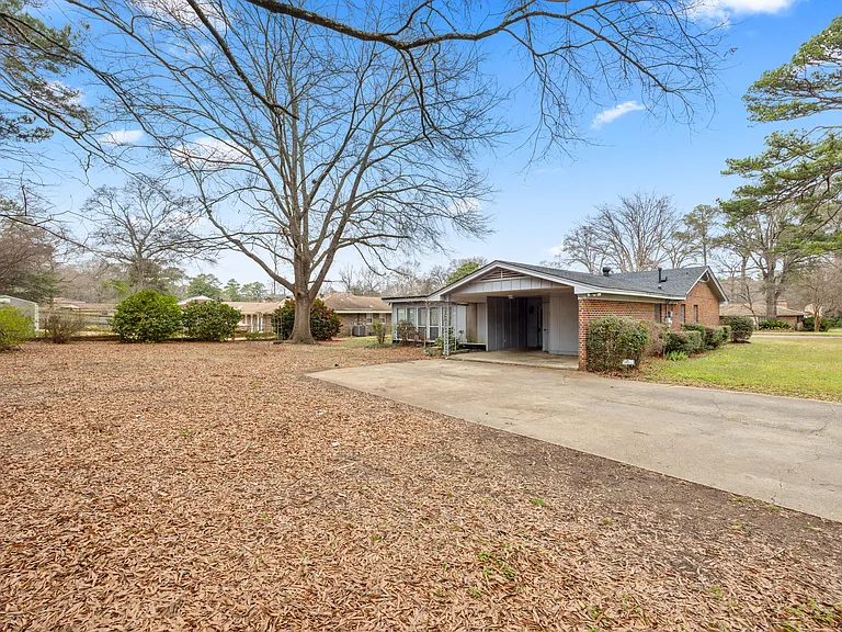 3932 Meredith Dr — Photo 28
