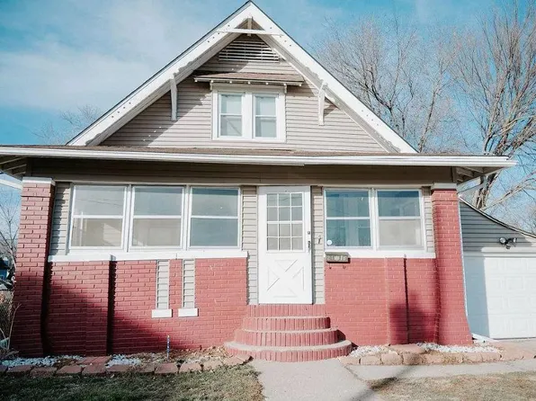 2416 Fowler Ave, Omaha, NE 68111