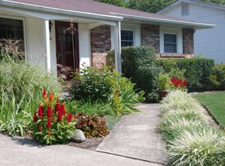 426 Hermitage Rd, Columbus, OH 43230