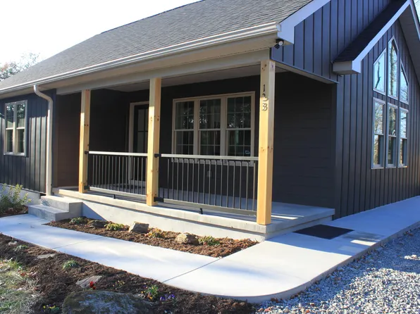 133 Blue Ridge Ave, Elkin, NC 28621
