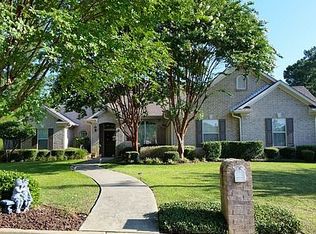 2725 Arapaho St, Longview, TX 75605