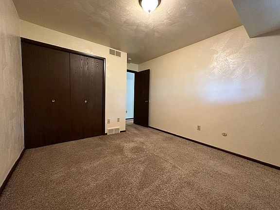 4th image of 1333 Hunter Rd #29