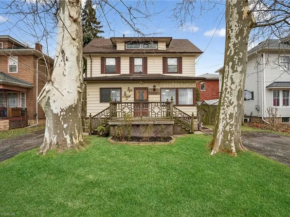 5270 2nd Ave, Niagara Falls, ON L2E 4K2