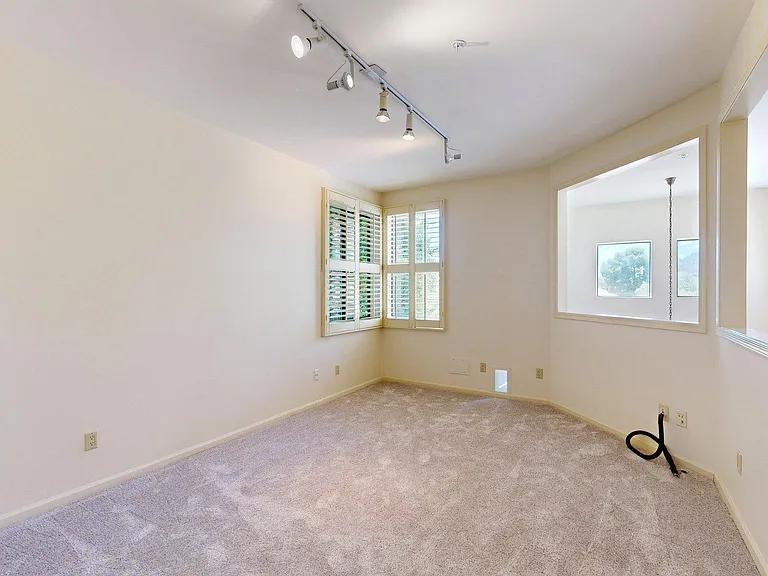 8100 E Camelback Rd #39 — Photo 30