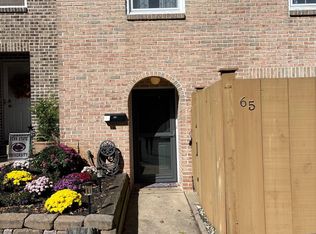 65 Wedge Ln, Reading, PA 19607