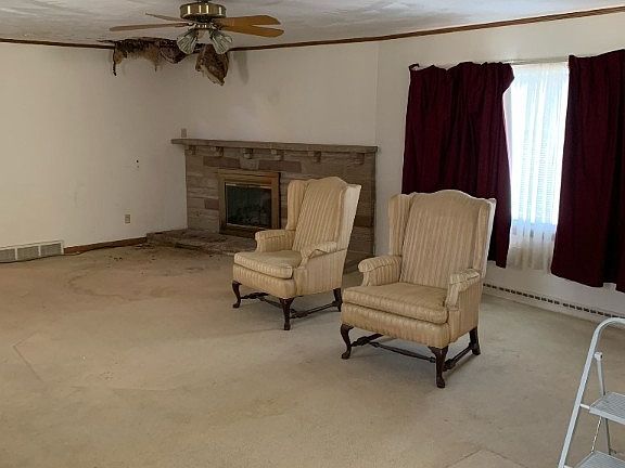 5th image of 44599 Bronze Heights Ln
