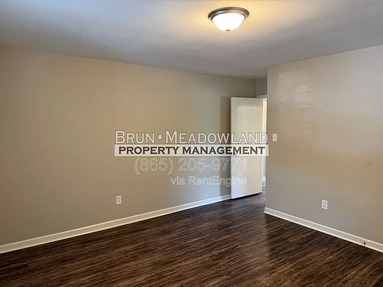 5540 N Broadway St #17 — Photo 18