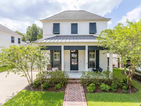 1914 Sugar Cane Ln, Baton Rouge, LA 70810