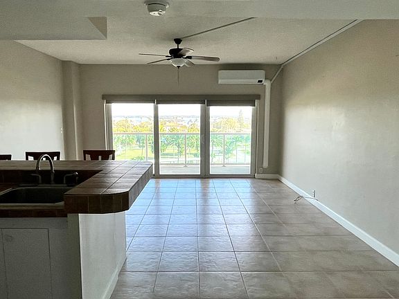 3rd image of 880 Mandalay Ave #512C
