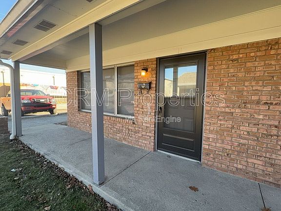 2nd image of 6124 Hillside Ave #11