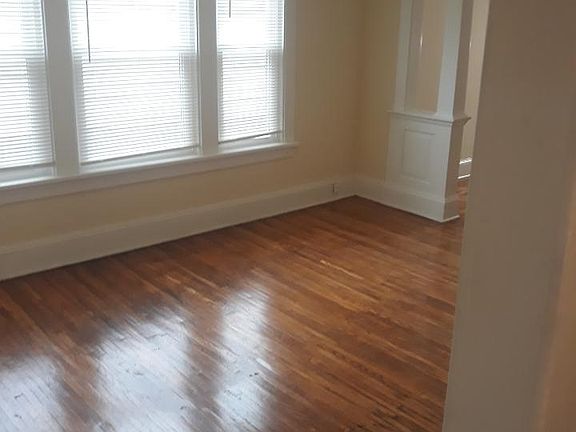 5th image of 167 Esser Ave