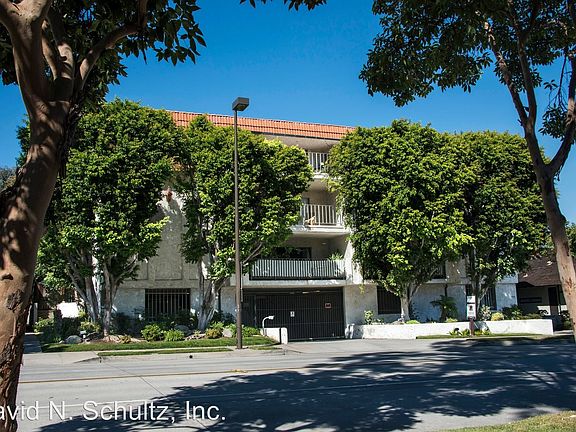 3rd image of 285 E California Blvd APT 301