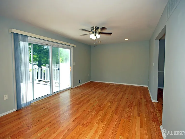 1 Orchid Ct — Photo 5