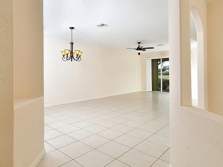 4808 Fairloop Run — Photo 19