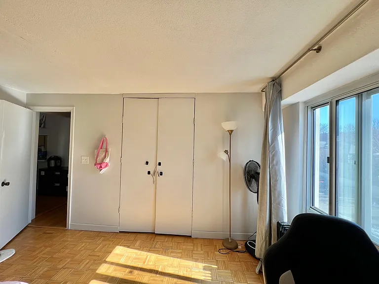 4 Trowbridge Pl #3C — Photo 5