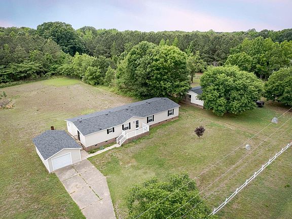 2nd image of 10037 Smith Rd