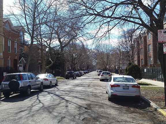 4th image of 2511 W Le Moyne St #2