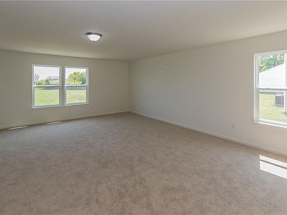 4th image of 3403 Black Forest Ln