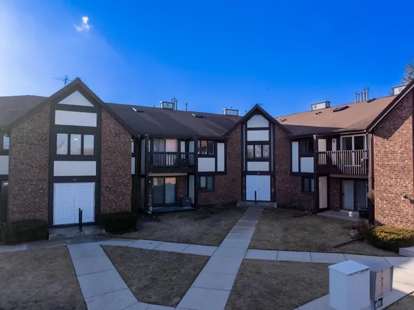 510 South Rochester STREET #D, Mukwonago, WI 53149