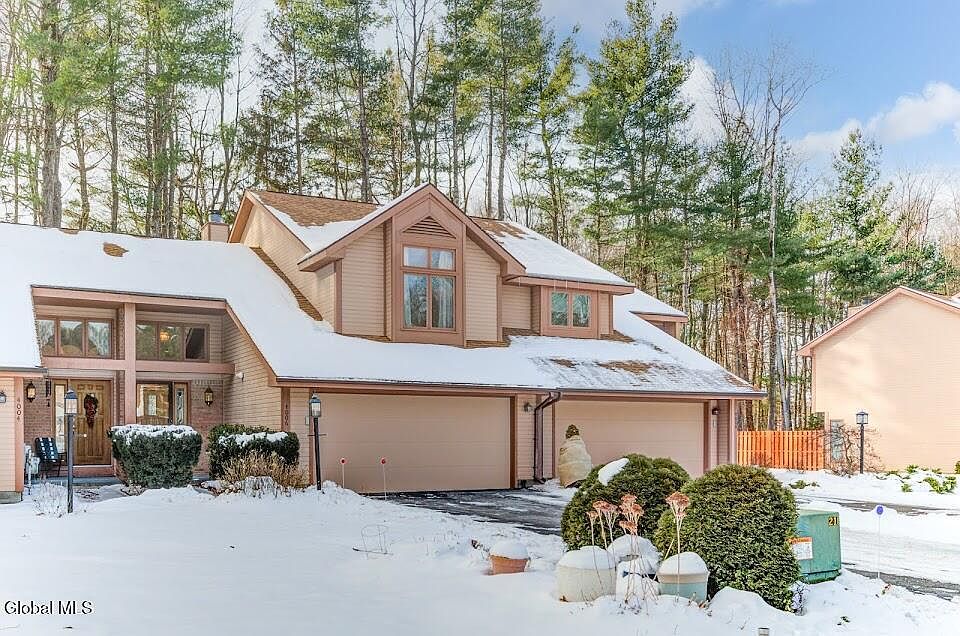 4006 Georgetown Square, Schenectady, NY 12303 | Zillow