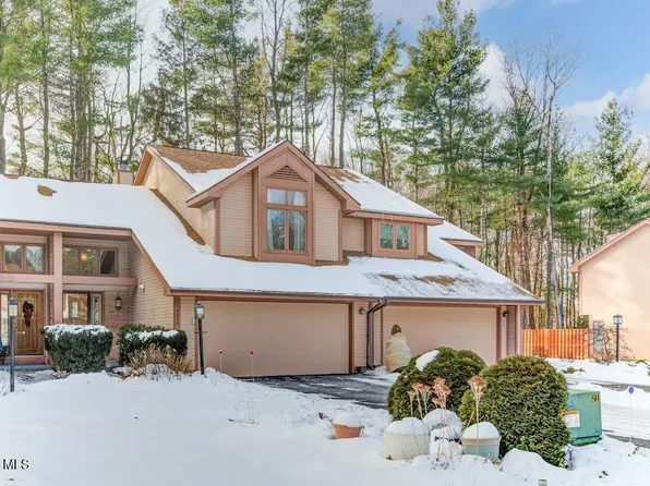 4006 Georgetown Square, Guilderland, NY 12303