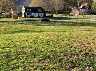 230 New Ave, Erwin, TN 37650