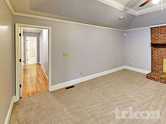 4th image of 2815 Club Forest Dr SE
