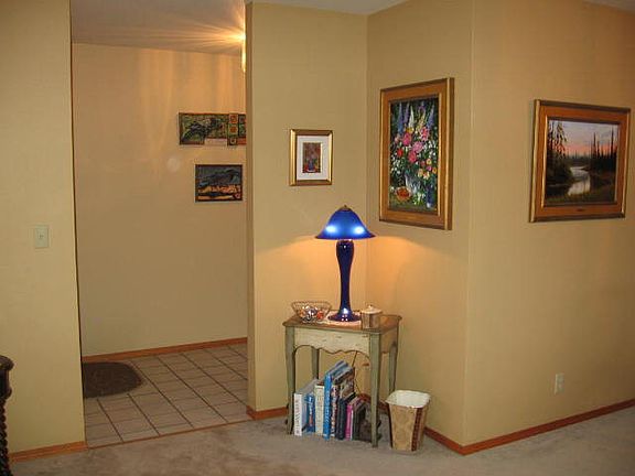 4th image of 840 SE Lori Ct