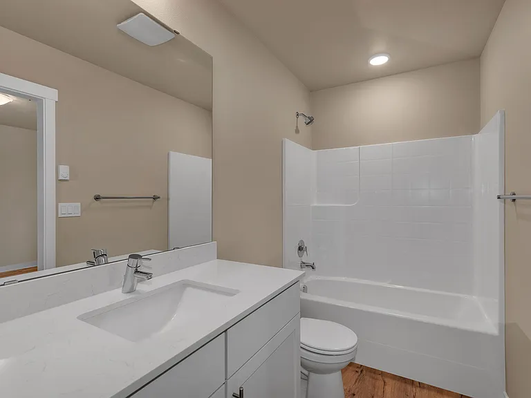 15423 Admiralty Way #E3 — Photo 24