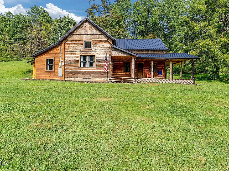 7th image of this home