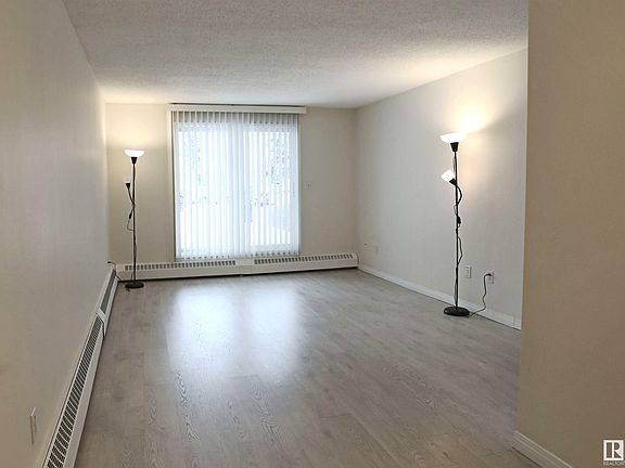 4th image of 6720 158th Ave NW #120