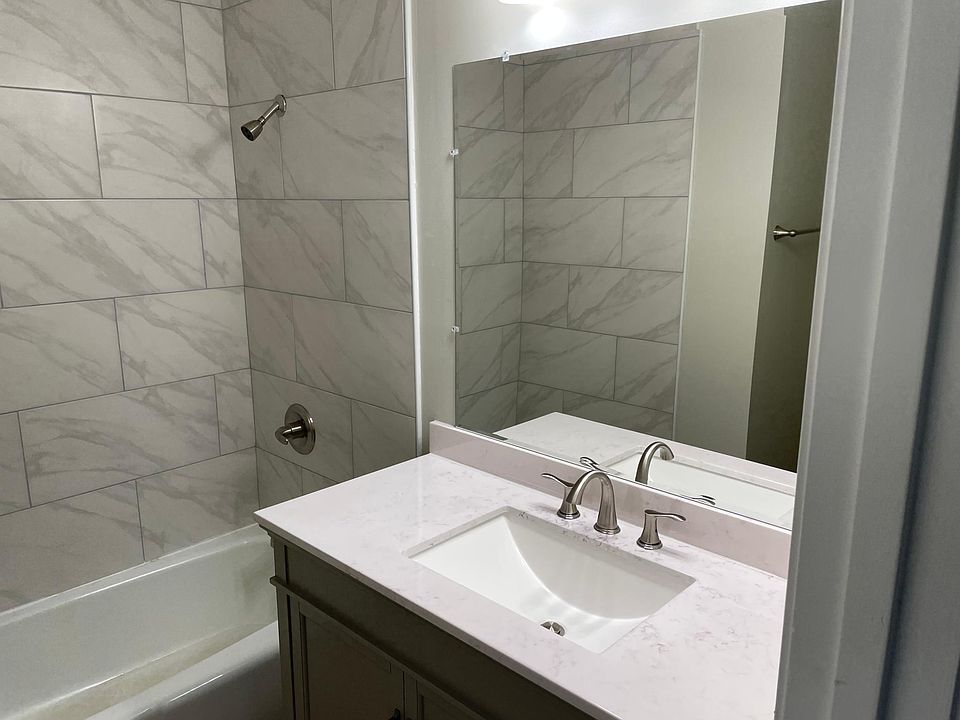 Upstairs bathroom