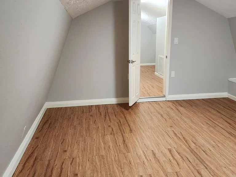 15906 Long Neck Dr — Photo 25