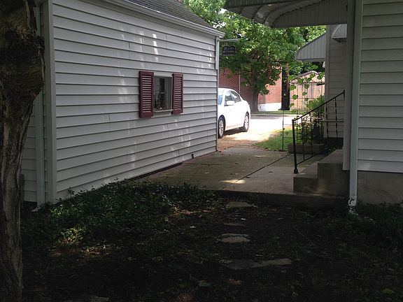 Side view of garage