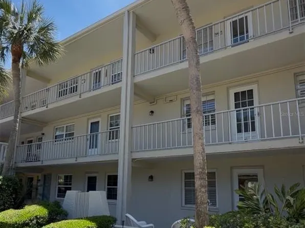 946 Virginia St APT 107, Dunedin, FL 34698