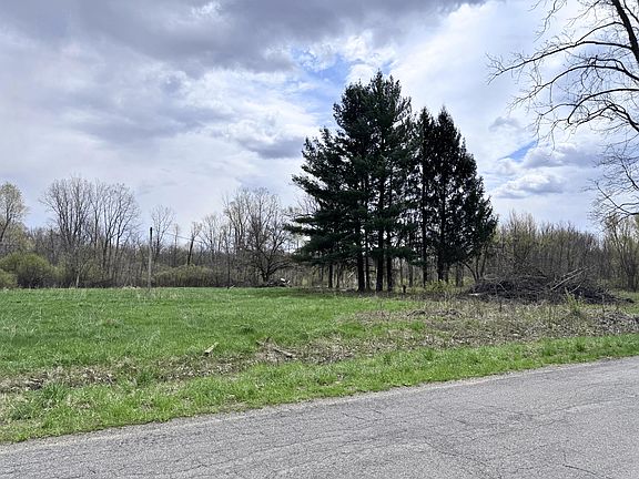 5th image of 52151 Finch Rd