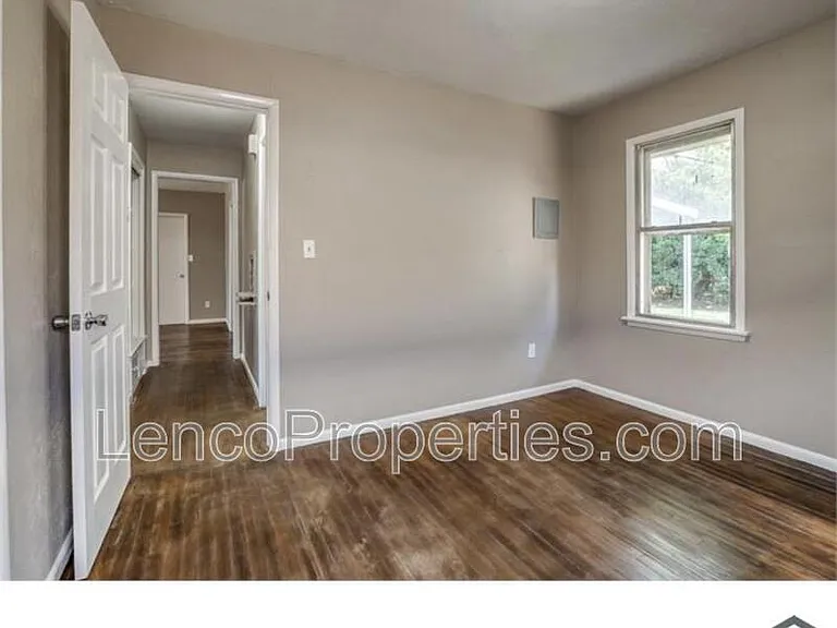 2741 SW Murray Dr — Photo 11