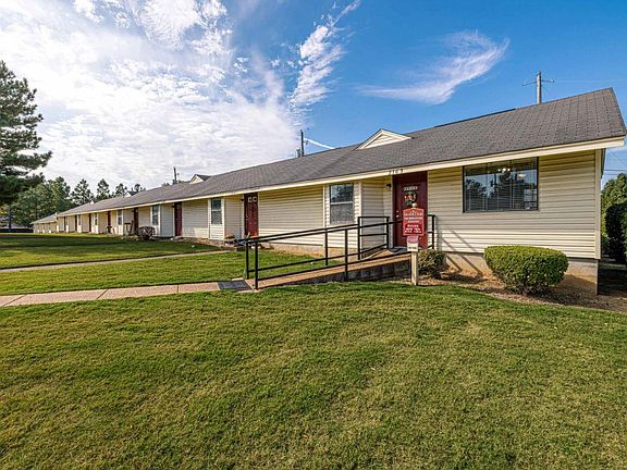 3rd image of 2163 Nathaniel Cir W #2186GC