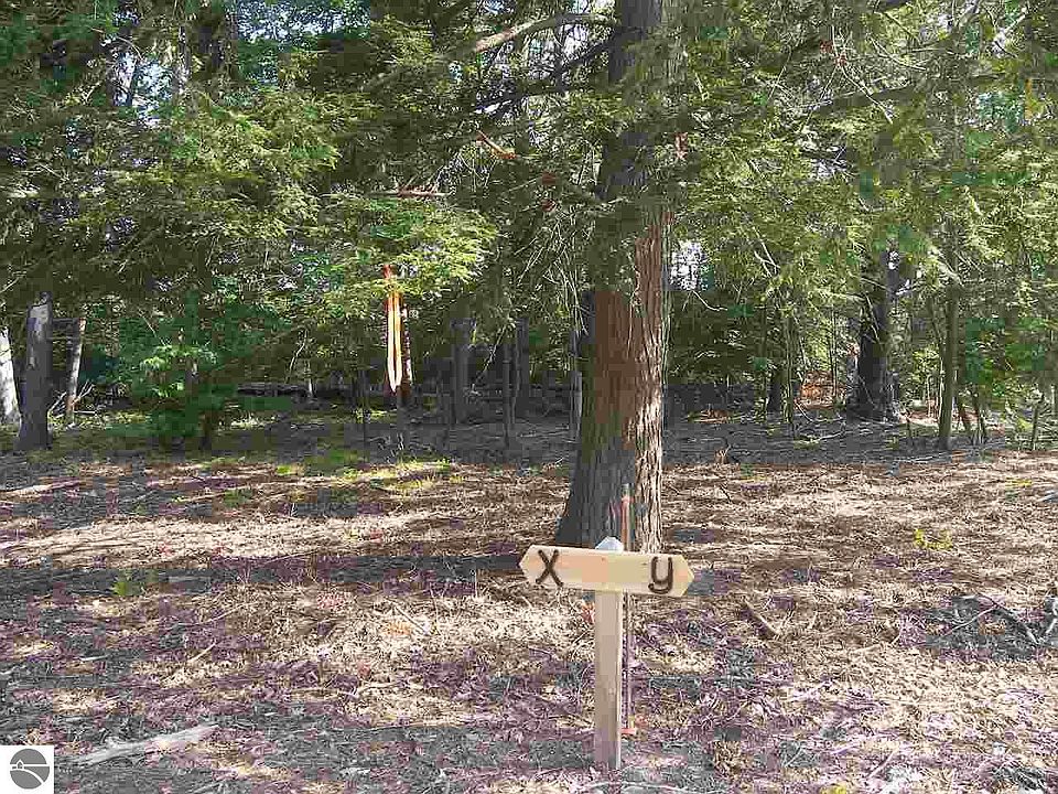 1st image of X S Glen Lake Road X