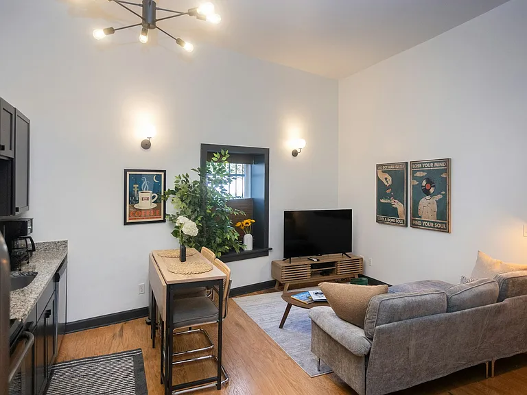 172 River St #103 — Photo 2