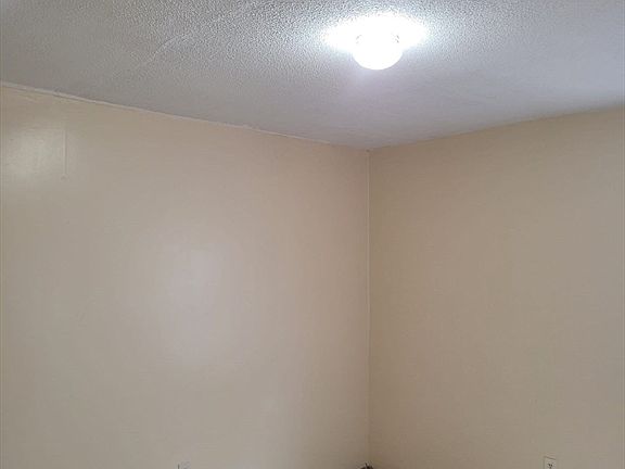 5th image of 20 Sprague St