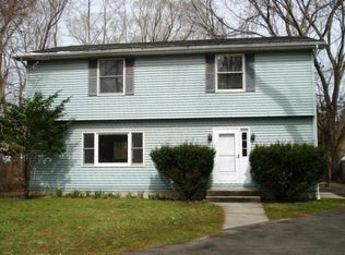 2 Willow St, Bethel, CT 06801