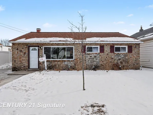 402 State St, Bay City, MI 48706