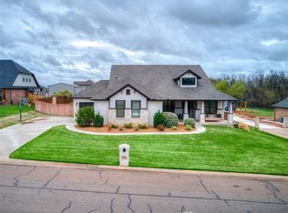 10580 Pine Ridge Rd, Edmond, OK 73025
