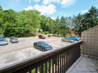 7002 Helen St APT A-24, South Park, PA 15129