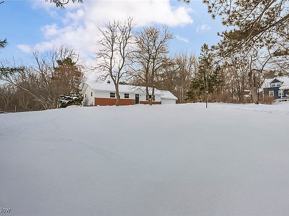 5th image of 9021 Billings Rd